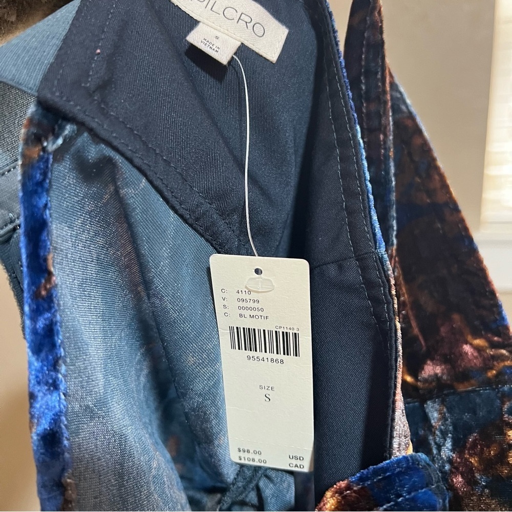 NWT Anthropologie Pilcro Velvet Flyaway Top Size Small - Picture 4 of 4